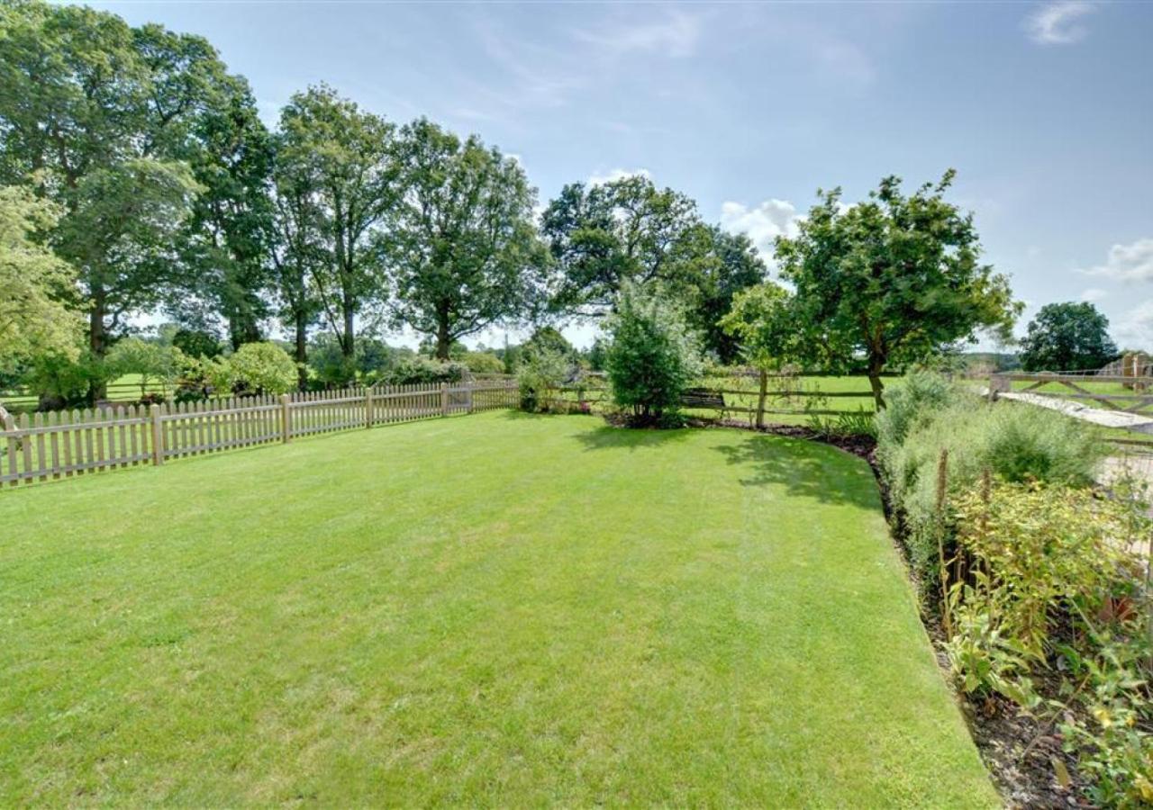 Villa The Coach House Biddenden Esterno foto